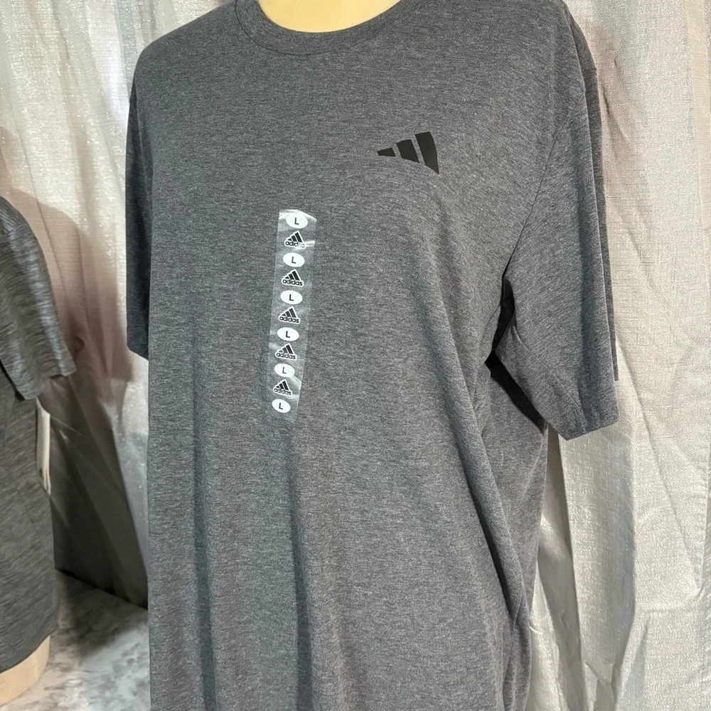 NWT Adidas men’s t-shirt size L